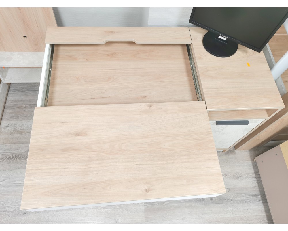 Стол письменный Алиса Стол письменный Алиса-6